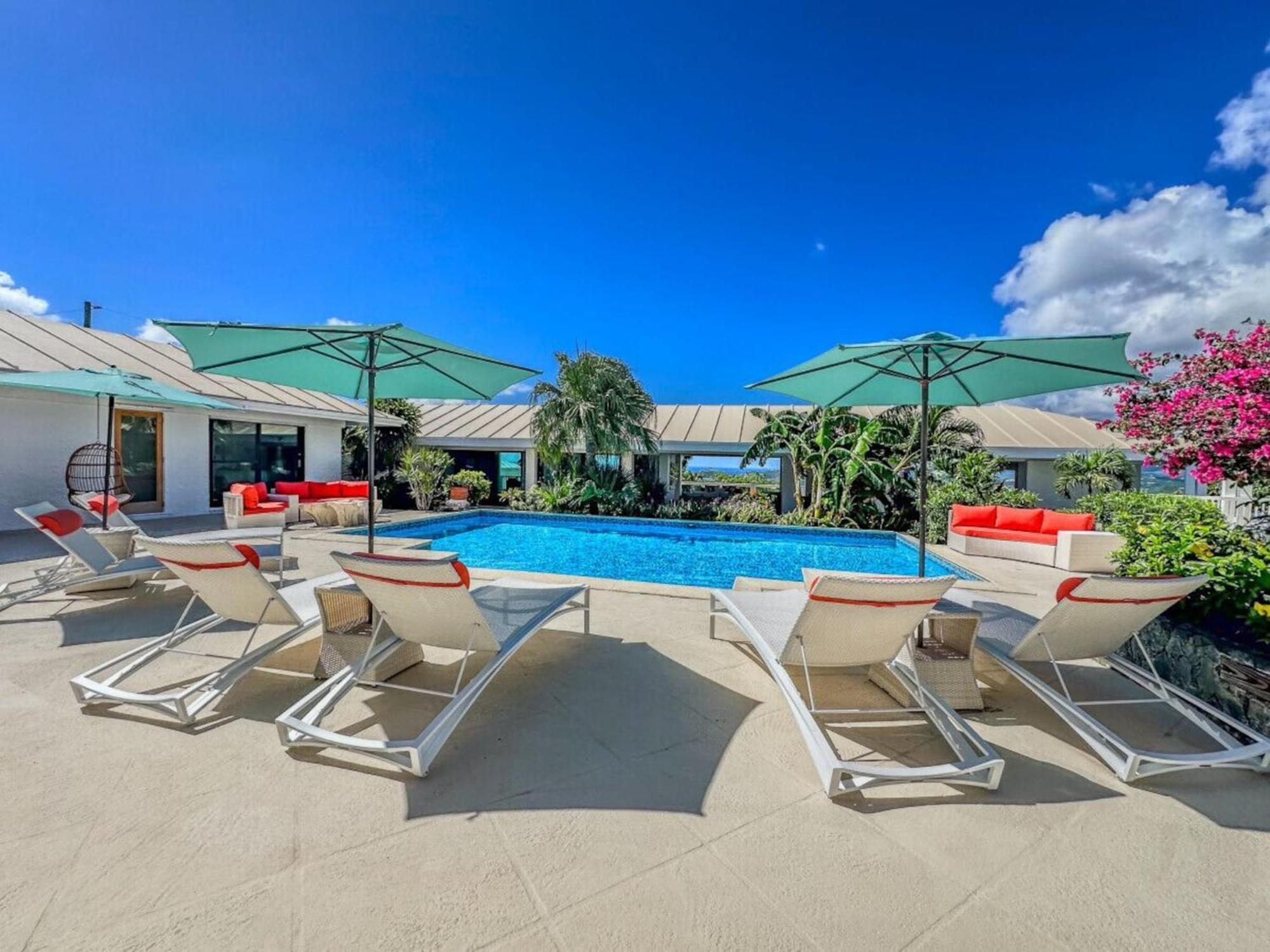 Royal Villa With A Huge Swimming Pool Cowell Battery 외부 사진