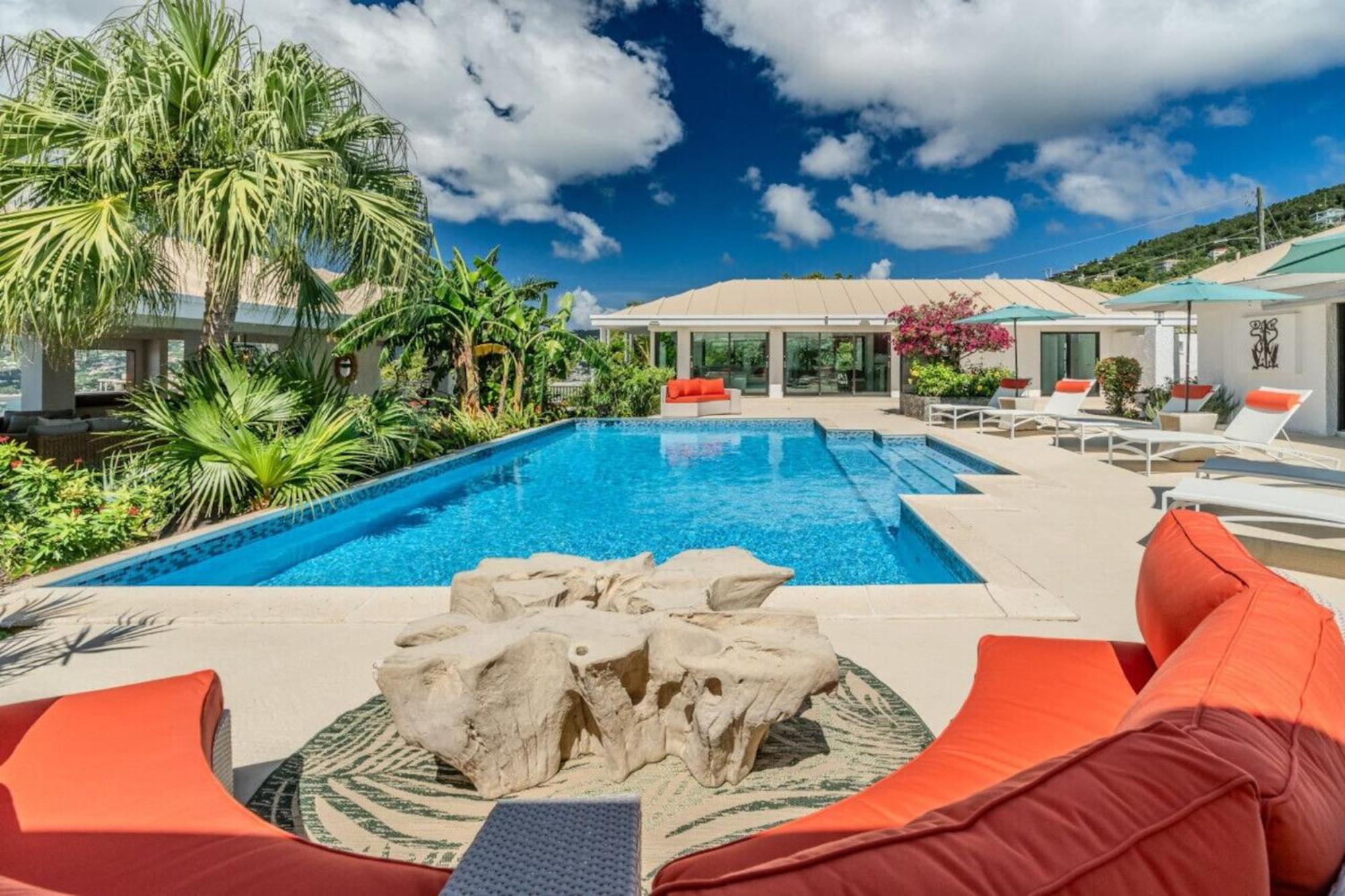 Royal Villa With A Huge Swimming Pool Cowell Battery 외부 사진